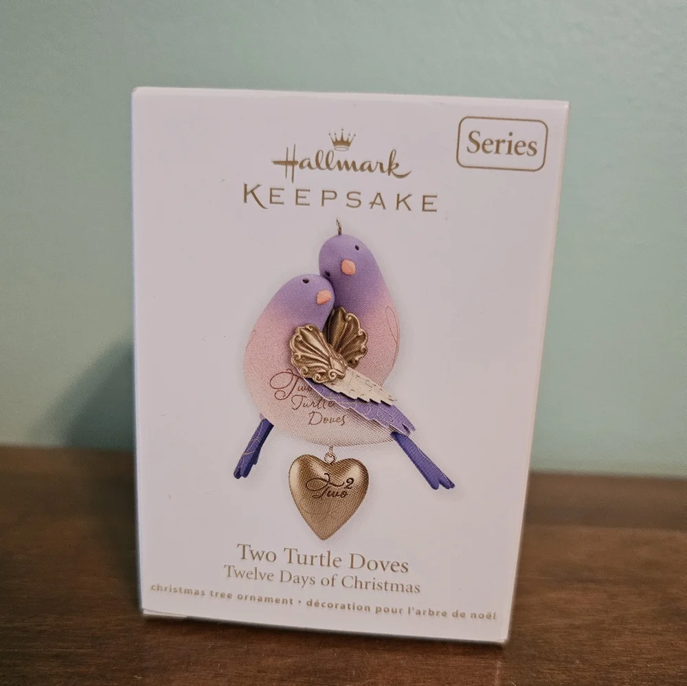 Hallmark Two Turtle Doves - Picture 1 of 1